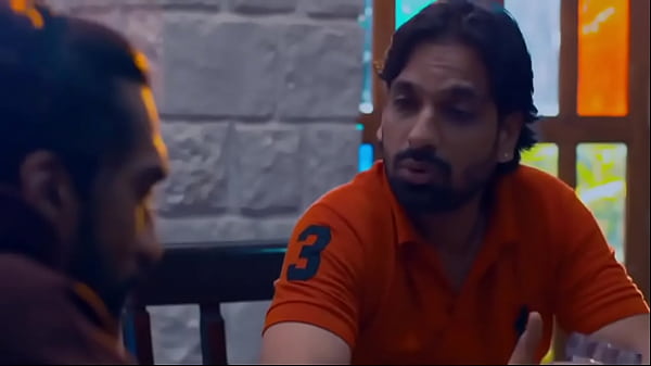 play with friend wife pussy while dinnet