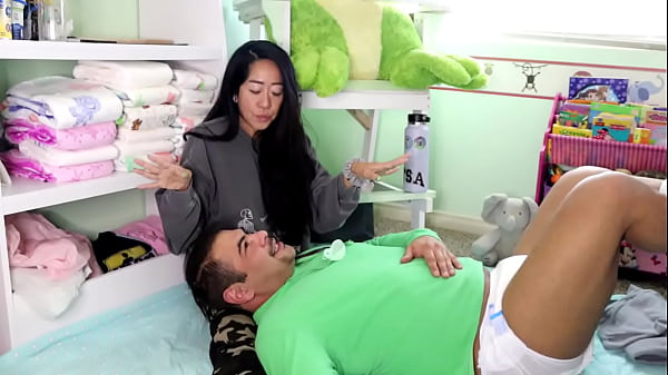 CGL ABmommy &amp_ little design a diaper spa