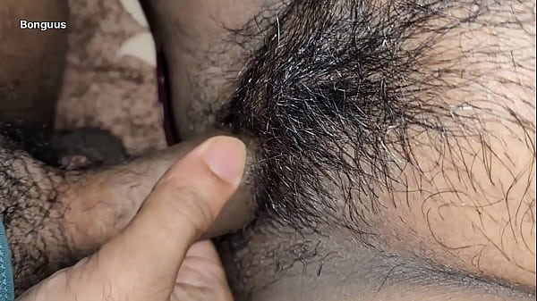 Sharing Bed with my Stepmom Gave Me Handjob in the Until I Cum