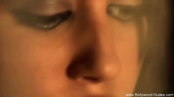 Seductive Dance From Sensual Indian Beauty Enjoyment